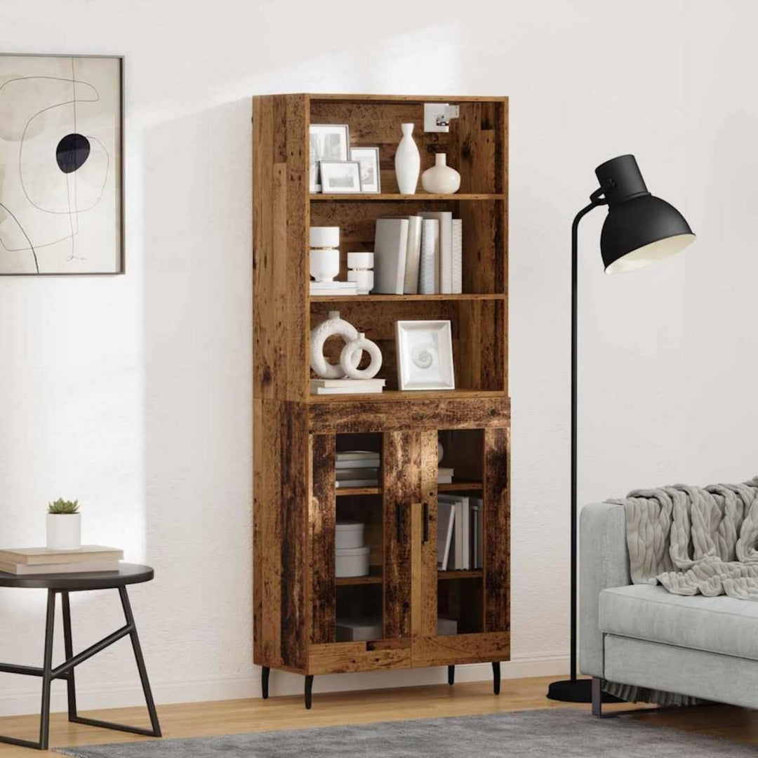 Der Hochschrank vereint Form und Glastueren