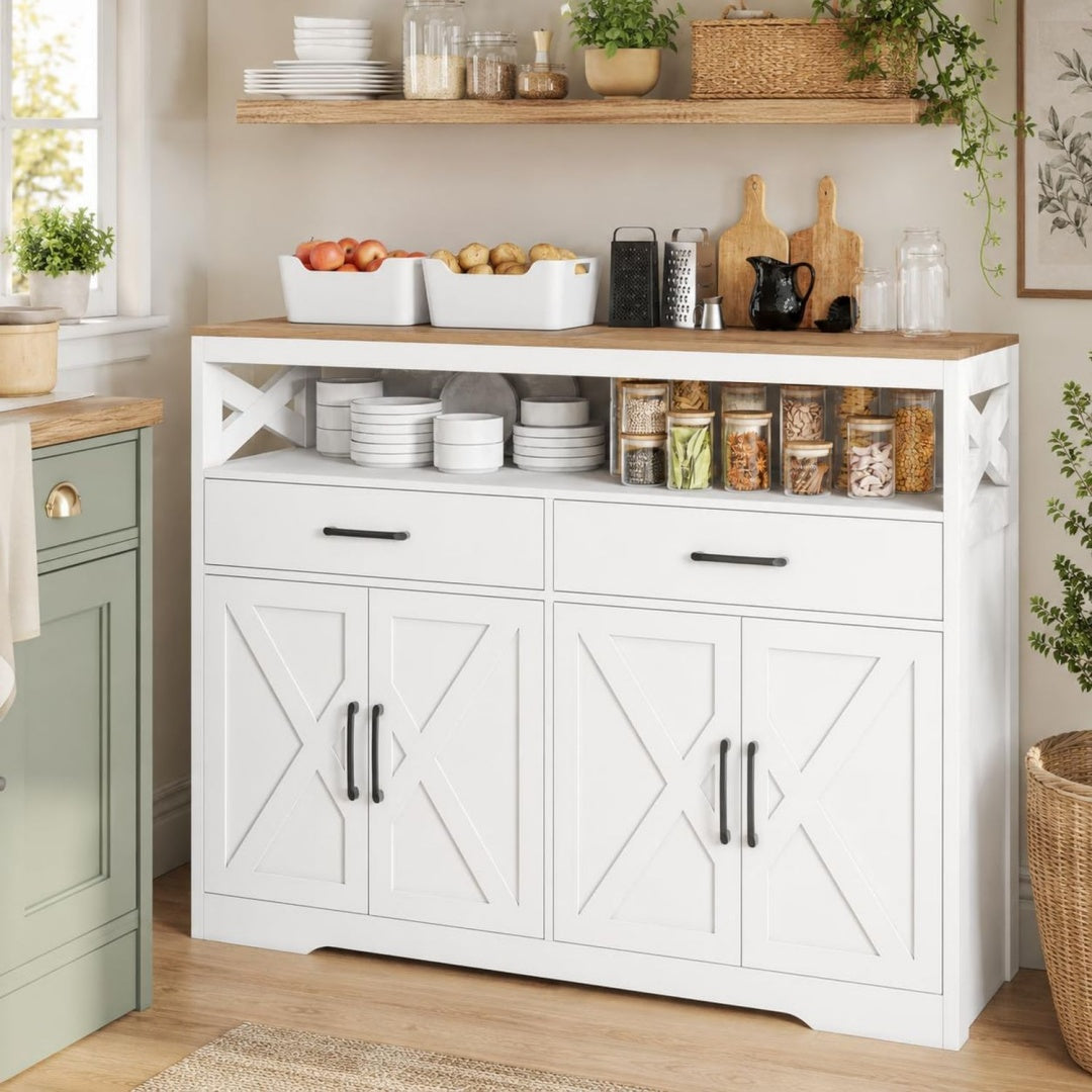 Sideboard verbindet 4 Tueren und 2 Schubladen