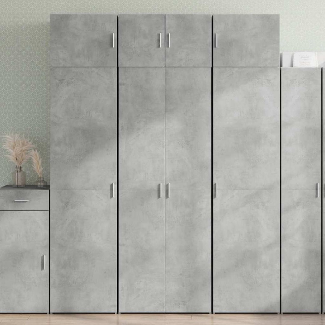 Hochschrank mit den Massen 70 x 42.5 x 225 cm
