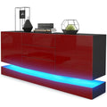 LED Beleuchtung trifft auf grifflose Fronten an dem Sideboard