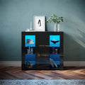 Glasablagen praegen das Sideboard
