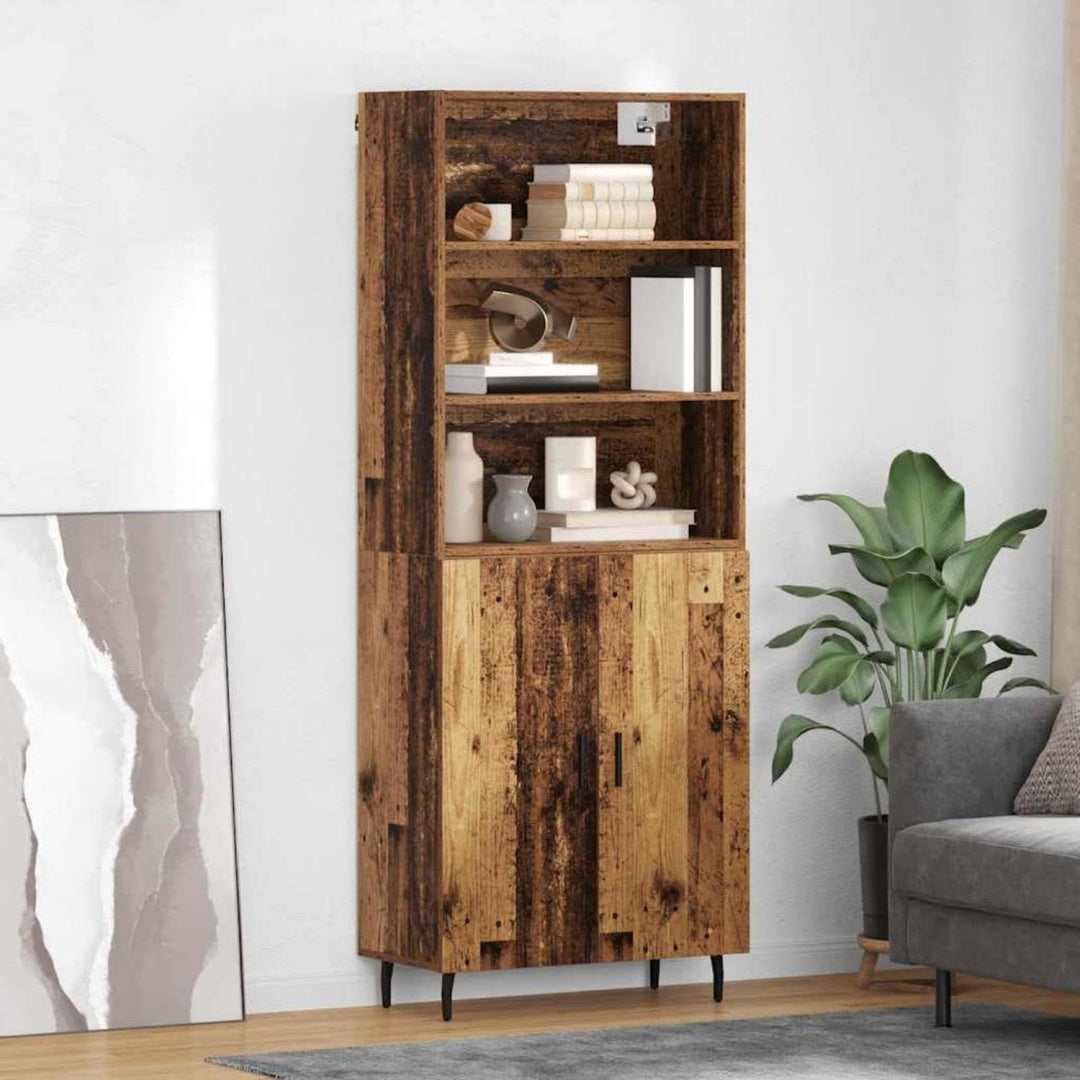 Bei dem Hochschrank steht Holzoptik im Mittelpunkt