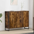3 Tueren und geschlossenen Stauraum bestimmen das Sideboard
